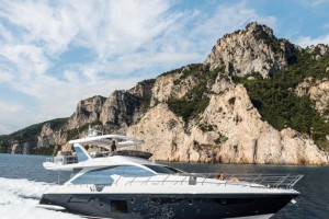 L'Azimut 72 Fly