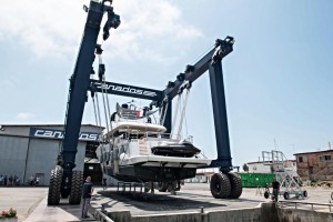 Oceanic Yachts 76