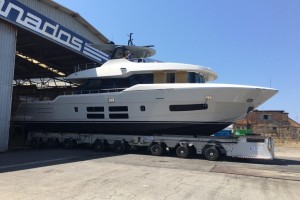 Oceanic Yachts 76