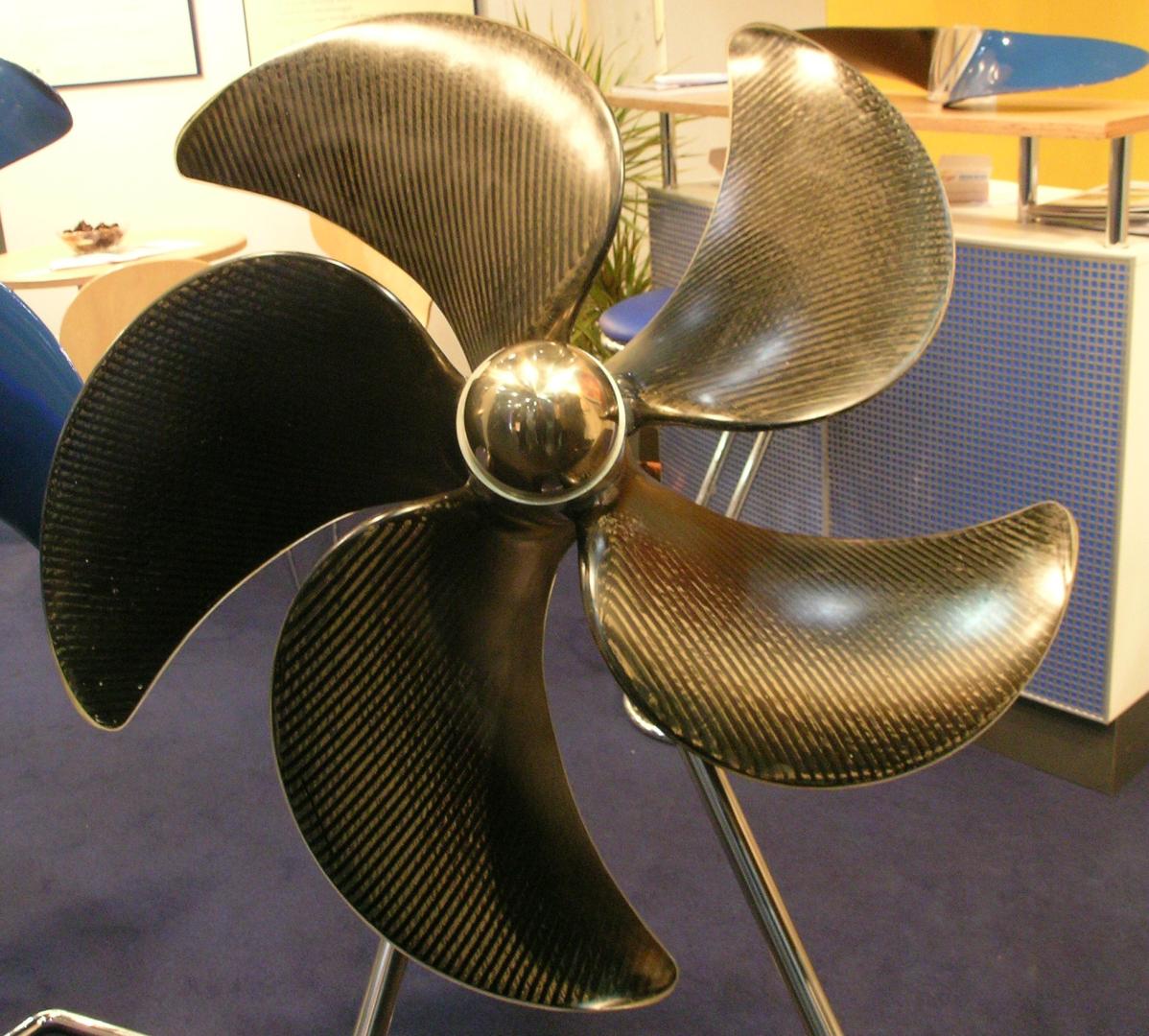 Elica in carbonio