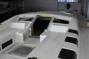 Il nuovo Mylius 65' Raised Saloon all'interno del cantiere di Podenzana