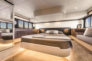 Absolute Yachts - Absolute 50 Fly