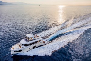 Absolute Yachts - Navetta 52