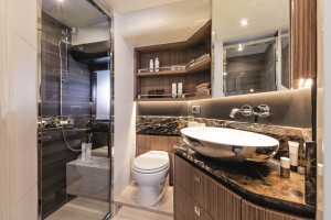 Absolute Yachts - Navetta 52