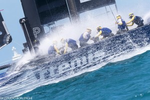 Nathan Outteridge, Team Artemis, vs Dean Barker Team, Softbank Japan