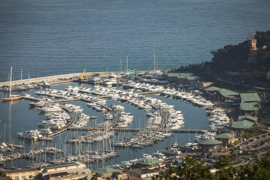 Una veduta panoramica di Marina di Varazze