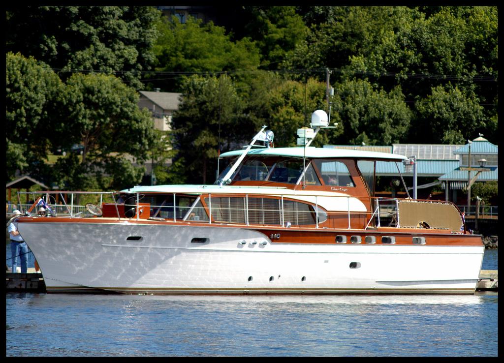 Chris Craft 54 Constellation