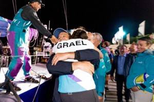Team AkzoNobel, dello skipper olandese Simeon Tienpont si aggiudica il terzo posto nella settima tappa della Volvo Ocean Race