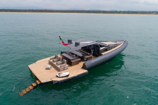 Dal 26 al 29 settembre il cantiere LG-YACHT sarà al Monaco Yacht Show 2018con i due modelli ANVERA 48 e 55s (stand N16-QH1 Quai L'Hirondelle)
