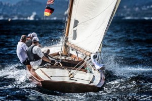 Tilly XV 2017 Winner apraoching the finishing line