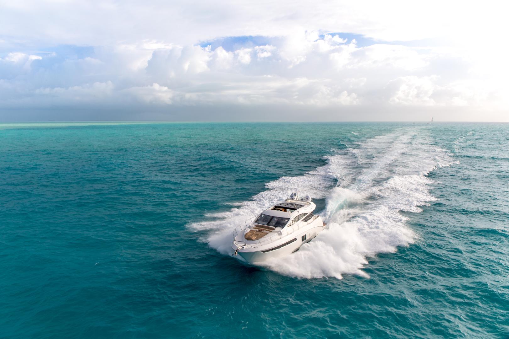 Sea Ray L590