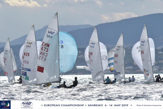 Quarto giorno dell’Europeo 470, condizioni dure a Sanremo