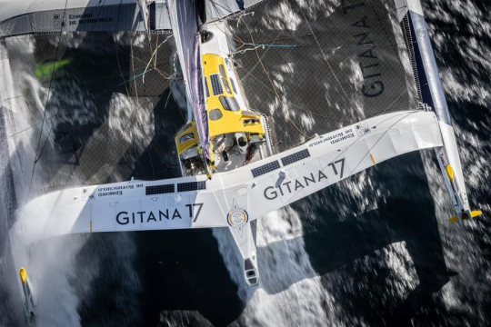 Brest Atlantiques The Maxi Edmond de Rothschild outward bound