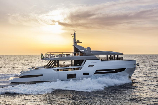 The new Arcadia Yachts Sherpa XL