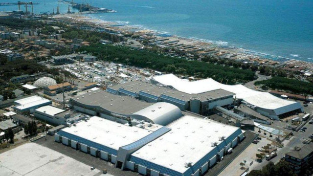 A Carrara si parlerà di numerosi temi fra cui l’abbattimento degli inquinanti, Refit&Repair, l’impiego dei compositi in edilizia, la stabilizzazione di bordo e il marketing delle aziende della componentistica