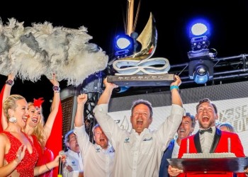 Azzurra celebrates ten seasons on the TP52 Circuit