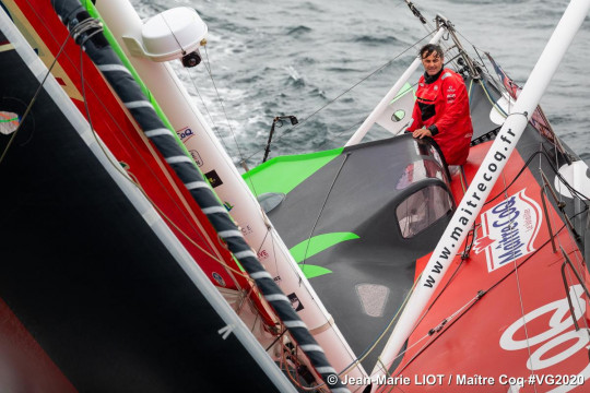 Vendée Globe: Yannick Bestaven, I am watching them closely