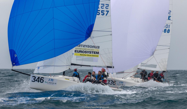 J/70 Cup 2021: Notaro Team domina il Day 2 nelle acque di casa