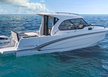 Cruising e Fishing: due versioni per il nuovo Beneteau Antares 8