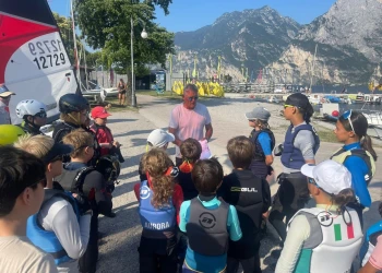 Russell Coutts trains the New Zealand team in Italy
