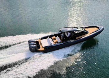 Lomac Milano at the Genoa Boat Show 2023 in grand style