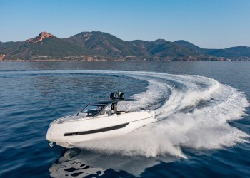 World debut for the new Invictus TT420S at boot Düsseldorf 2024