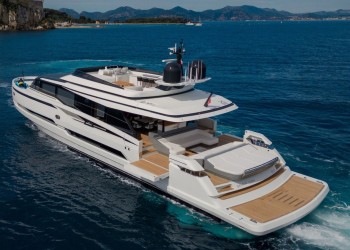 Extra X99 Fast al Palm Beach International Boat Show