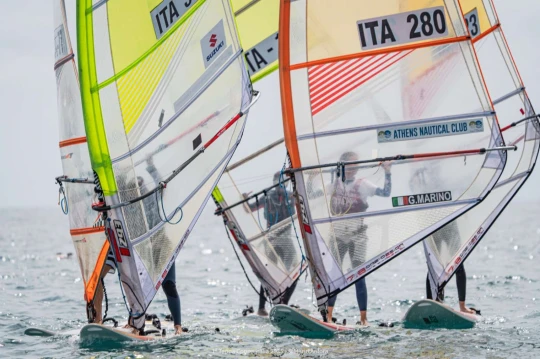 Grandi numeri e risultati a Ostia per la squadra del Windsurfing Club Cagliari