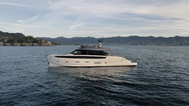 Azimut Seadeck 7