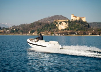 Castoldi presenta il nuovo Jet Tender 17
