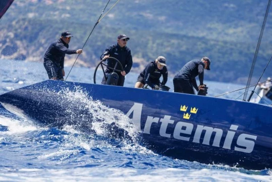 Artemis Racing protagonista di giornata sul campo di regata, RC44 Porto Cervo Cup.

﻿Crediti foto: Nico Martinez/44Cup