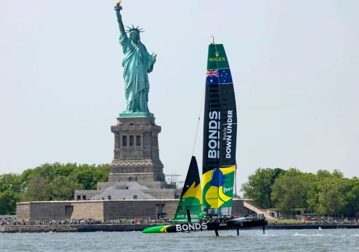 Hugh Jackman and Ryan Reynolds join as Co-Owners of Australia’s SailGP Team