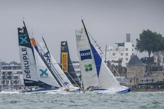 Class40 start in the 2023 Rolex Fastnet Race off the Royal Yacht Squadron line © Paul Wyeth/pwpictures.com