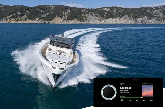 Fusion Apollo RA800: il massimo per l’intrattenimento audio in barca