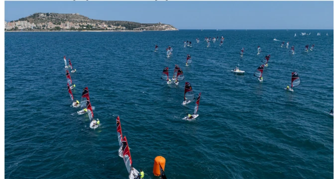 Seconda intensa giornata a Cagliari per OpenSkiff e RS Aero