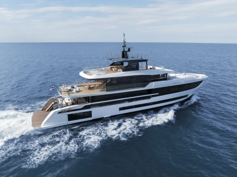 Varata la quarta unità della serie dislocante Mangusta Oceano 39