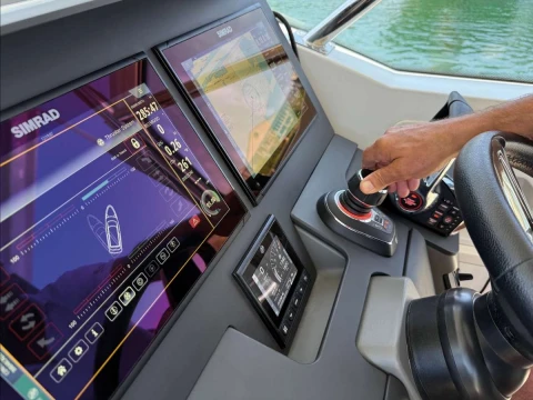Quick Nautical Equipment Thrusters and Mercury Marine integration now available