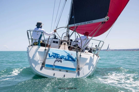 Lo scafo di Giorgio Paolucci vince overall la 24esima Civitanova-Sebenico