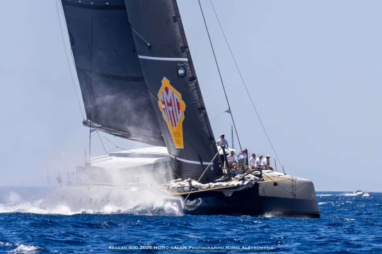 Adrian Keller's Allegra and maxi monohull frontrunners blasted away from the start but soon parked up.