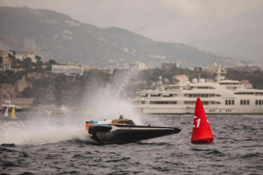 Cricket star Virat Kohli’s Team Blue Rising wins their first ever E1 race as stars align in Monaco
