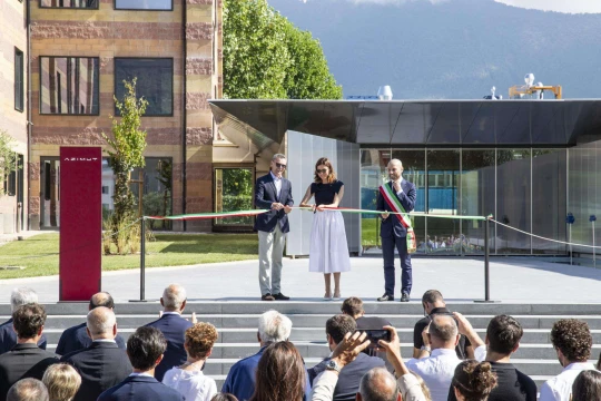 Azimut inaugura la sede rinnovata di Avigliana, progettata da AMDL Circle e Michele De Lucchi