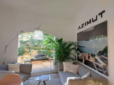 Given For Yachting opens a new Azimut showroom in Porto Cervo