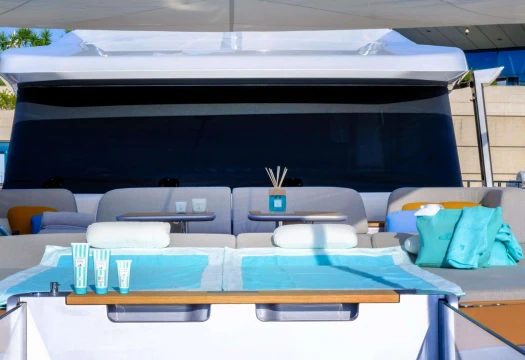 Acqua dell’Elba presenta la collezione Yachting al Cannes Yachting Festival 2025