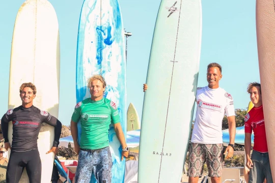Spettacolo sul surf al Local Long Contest