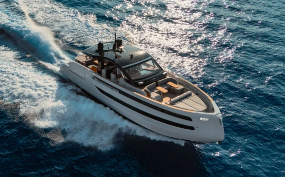 Invictus Yacht al Salone Nautico di Genova:
debutta in Italia la nuova TT550