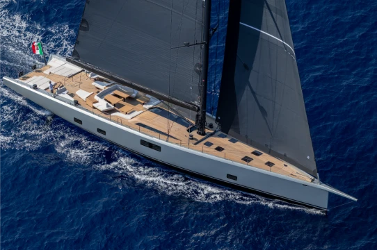 Il secondo wallywind110 debutta al Cannes Yachting Festival 2025