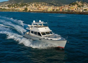 Grand Banks makes returns to Genoa International Boat Show