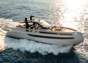Invictus TT550 protagonista al Salone Nautico Internazionale di Genova