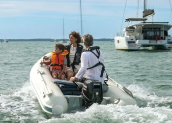 Mercury Marine presenta il nuovo motore fuoribordo EFI da 6 hp