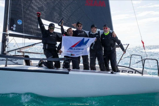 Nefeli e Zhik Race Team sono i nuovi campioni mondiali Melges 24